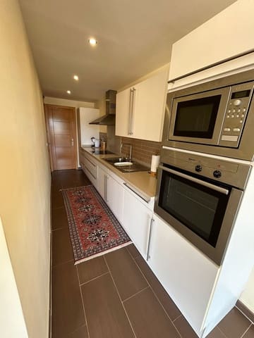 2 bedroom Apartment for sale in Estepona with garage - € 310,000 (Ref: 9065007)