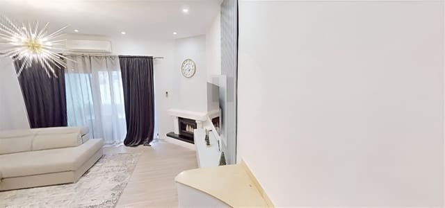 2 sypialnia Dom na sprzedaż w El Paraiso, Estepona z basenem garażem - 405 000 € (Ref: 9065008)