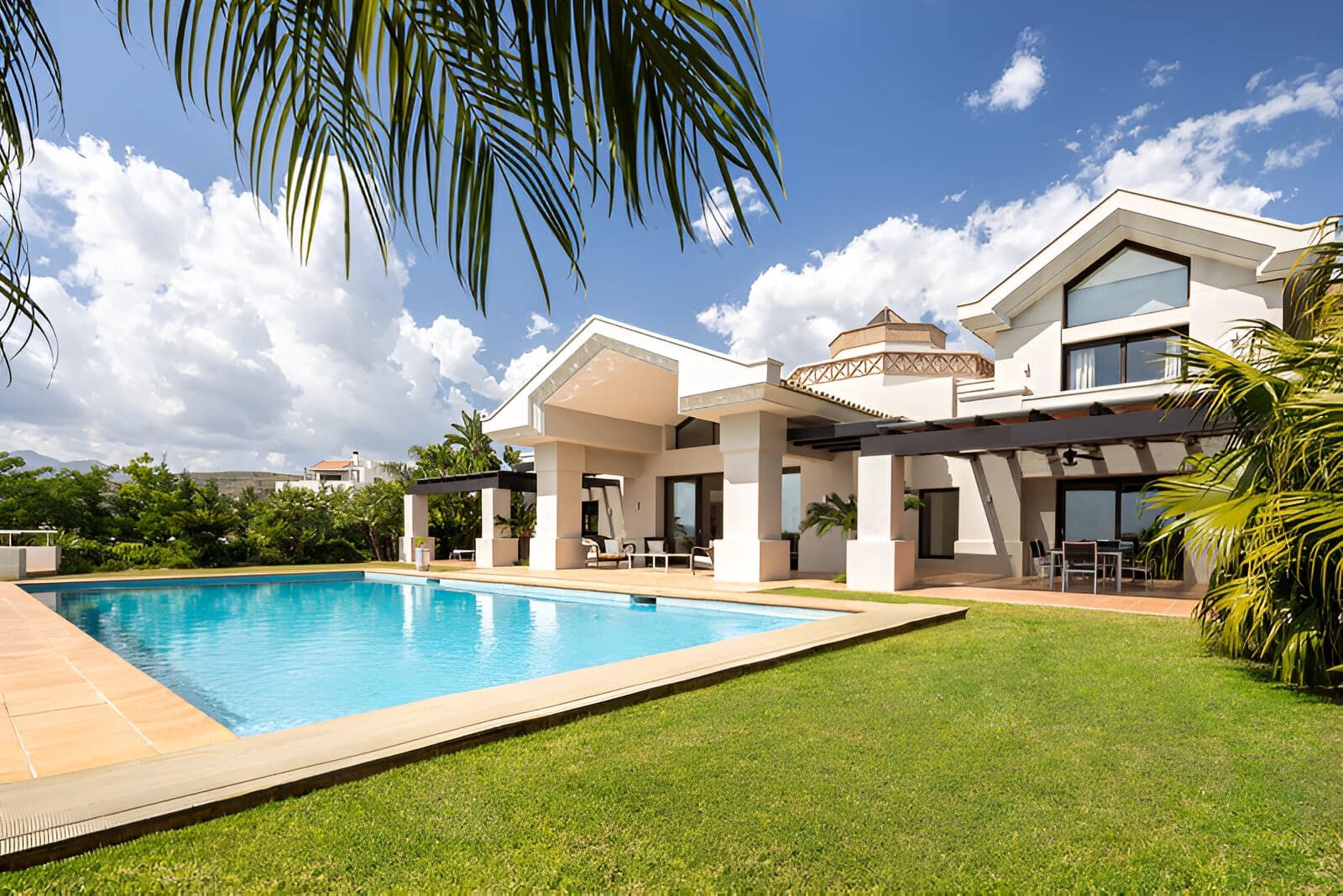 6 sypialnia Willa na sprzedaż w Los Flamingos z basenem garażem - 6 900 000 € (Ref: 9073233)