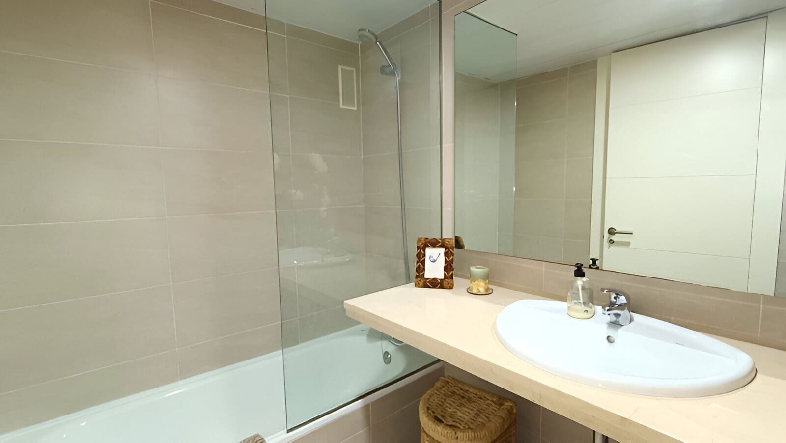 Ático de 2 habitaciones en Manilva en venta con piscina garaje - 339.000 € (Ref: 9126658)