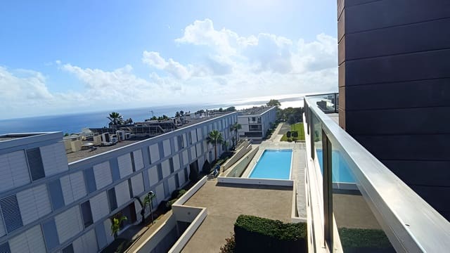 Ático de 2 habitaciones en Manilva en venta con piscina garaje - 339.000 € (Ref: 9126658)