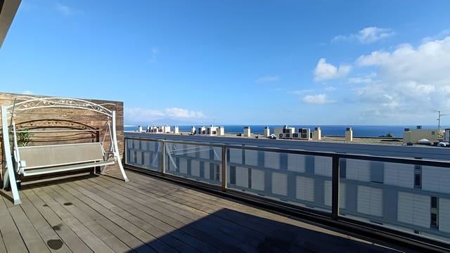 Ático de 2 habitaciones en Manilva en venta con piscina garaje - 339.000 € (Ref: 9126658)