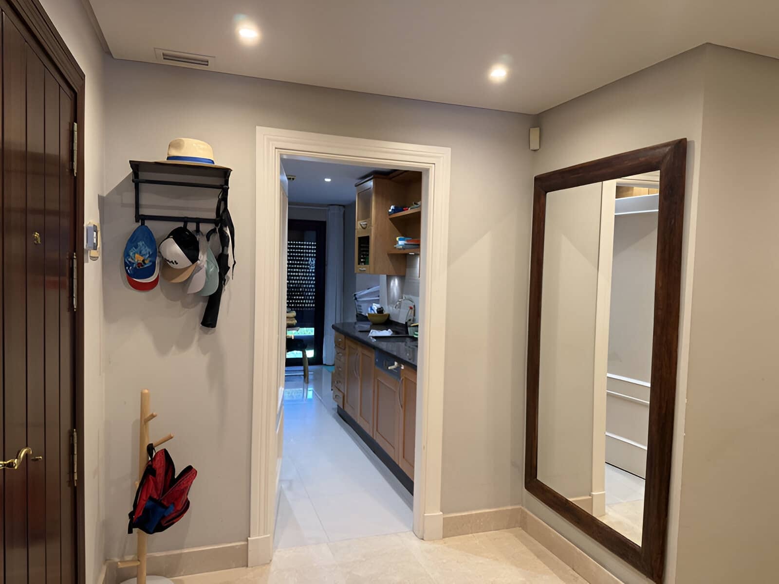 3 sypialnia Apartament na sprzedaż w Puerto Banus z basenem garażem - 1 200 000 € (Ref: 9136953)