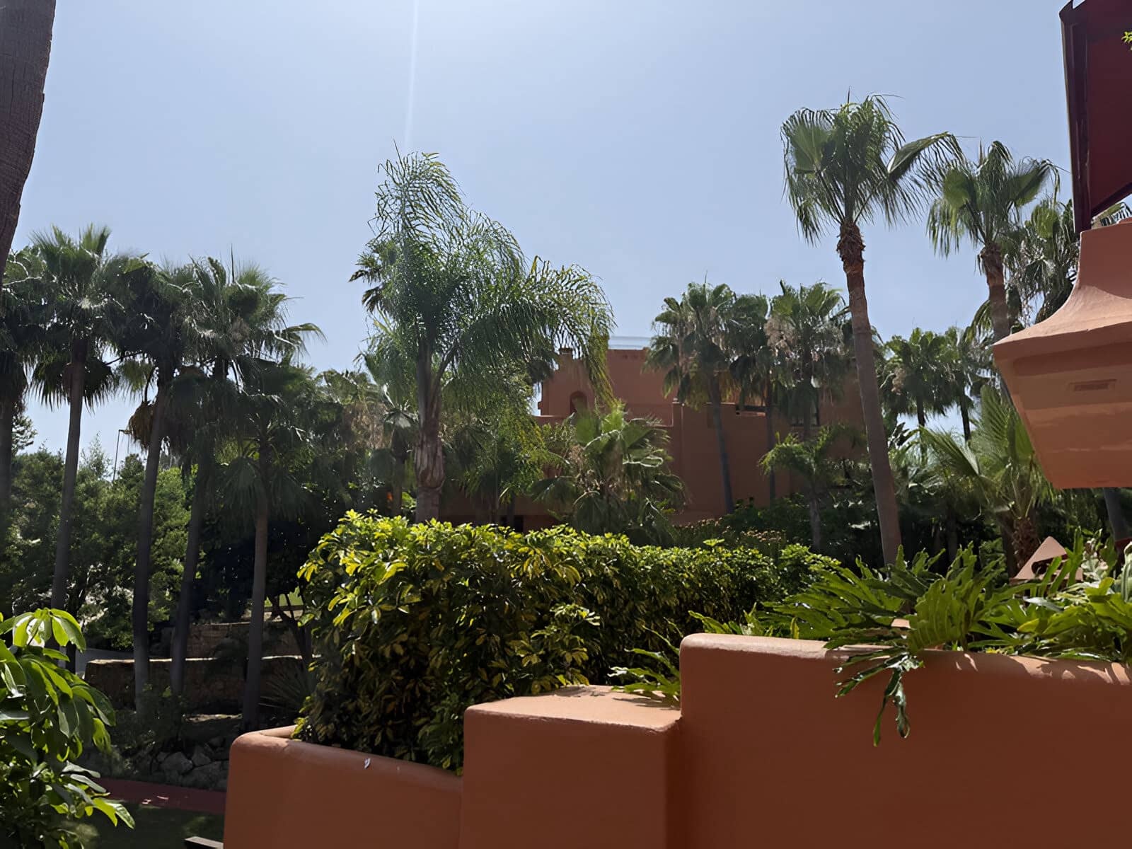 3 sypialnia Apartament na sprzedaż w Puerto Banus z basenem garażem - 1 200 000 € (Ref: 9136953)