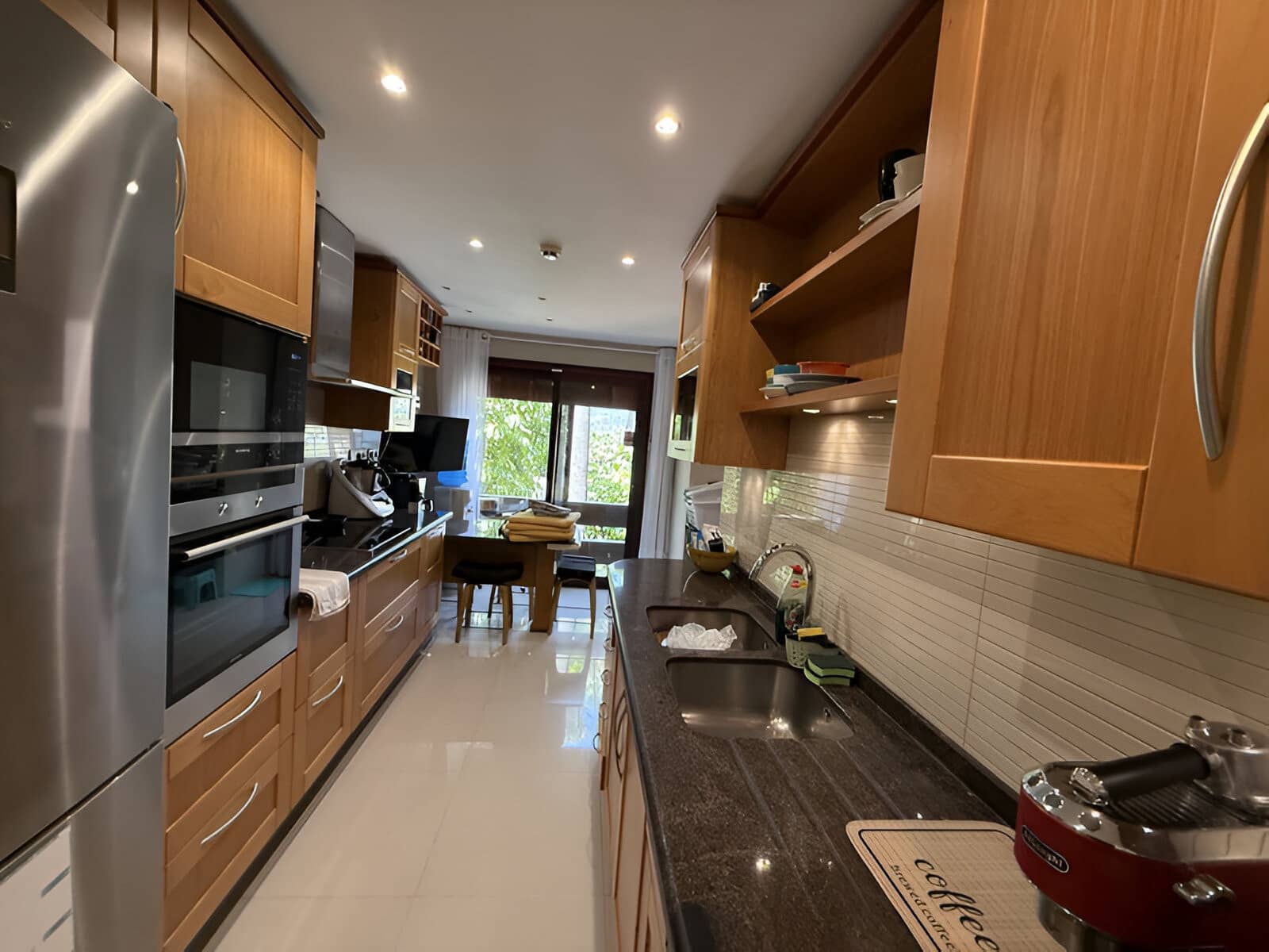 3 sypialnia Apartament na sprzedaż w Puerto Banus z basenem garażem - 1 200 000 € (Ref: 9136953)