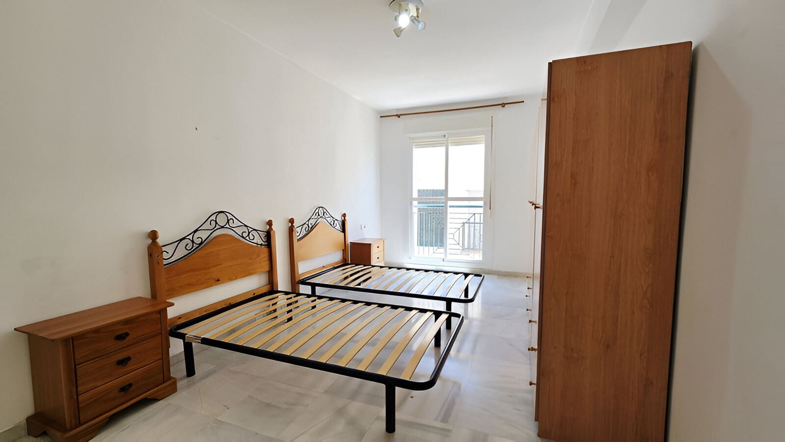 3 bedroom Apartment for sale in Nueva Andalucia with pool garage - € 510,000 (Ref: 9146903)