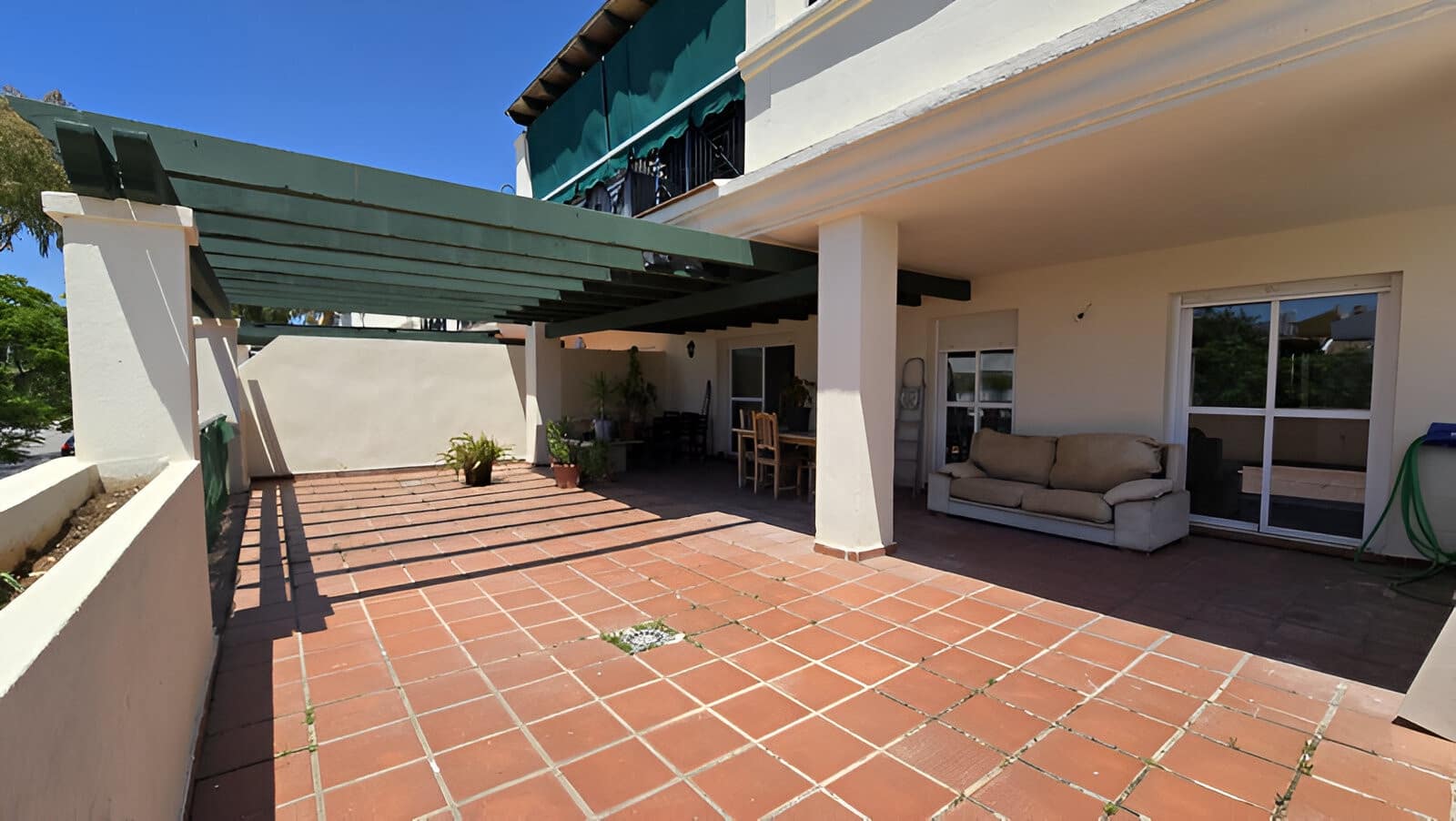 3 bedroom Apartment for sale in Nueva Andalucia with pool garage - € 510,000 (Ref: 9146903)