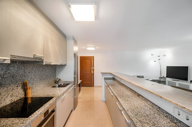 2 makuuhuone Huoneisto myytävänä paikassa Nueva Andalucia, Marbella mukana uima-altaan - 497 000 € (Ref: 9146904)