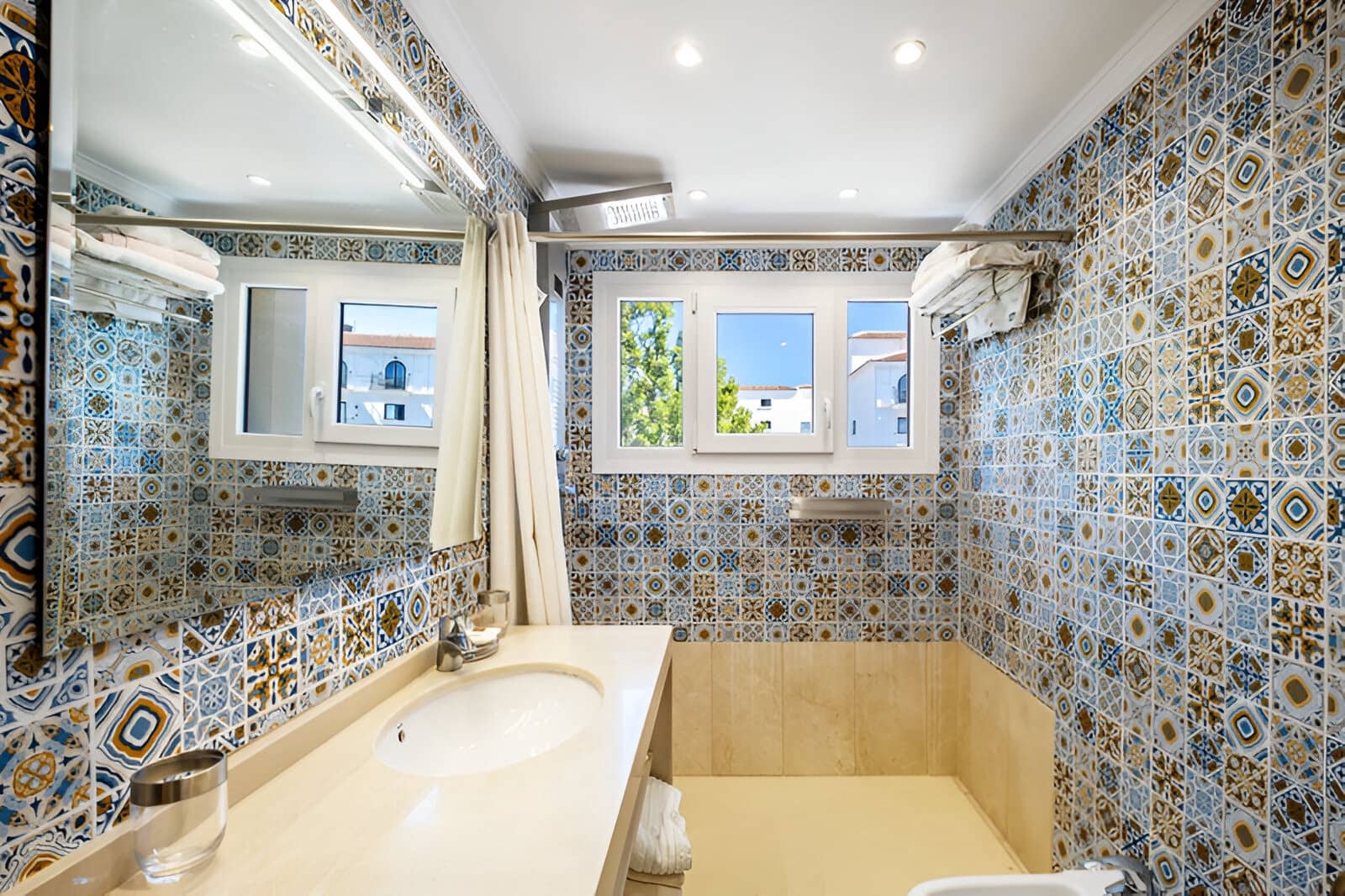 2 makuuhuone Huoneisto myytävänä paikassa Nueva Andalucia mukana uima-altaan - 497 000 € (Ref: 9146904)