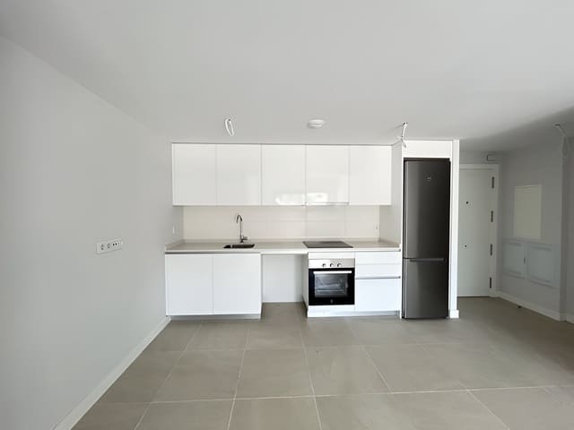 2 makuuhuone Huoneisto myytävänä paikassa Estepona mukana uima-altaan 
autotalli - 450 000 € (Ref: 9146905)