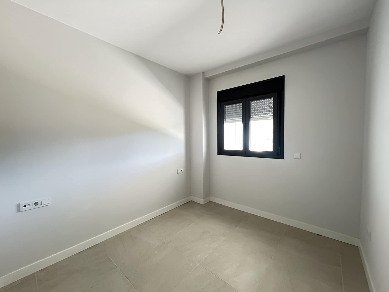 2 makuuhuone Huoneisto myytävänä paikassa Estepona mukana uima-altaan 
autotalli - 450 000 € (Ref: 9146905)