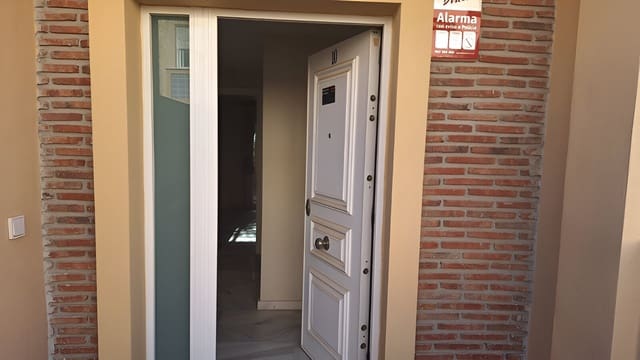 3 sypialnia Dom na sprzedaż w Calahonda, Mijas z basenem garażem - 442 500 € (Ref: 9146906)