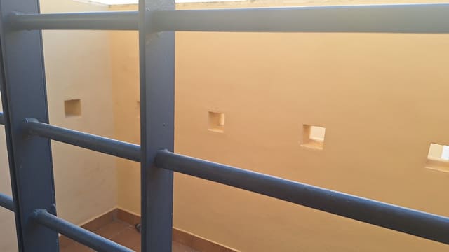 3 sypialnia Dom na sprzedaż w Calahonda, Mijas z basenem garażem - 442 500 € (Ref: 9146906)