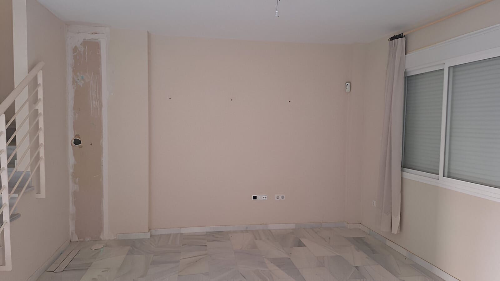 3 soveværelse Byhus til salg i Calahonda med swimmingpool garage - € 442.500 (Ref: 9146906)