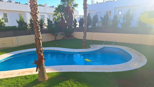 3 sypialnia Dom na sprzedaż w Calahonda, Mijas z basenem garażem - 442 500 € (Ref: 9146906)