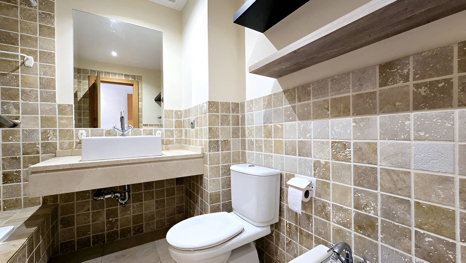 3 soverom Leilighet til salgs i Bel-Air med svømmebasseng garasje - € 399 000 (Ref: 9146907)