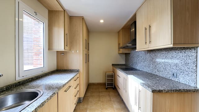 3 soverom Leilighet til salgs i Bel-Air, Estepona med svømmebasseng garasje - € 399 000 (Ref: 9146907)