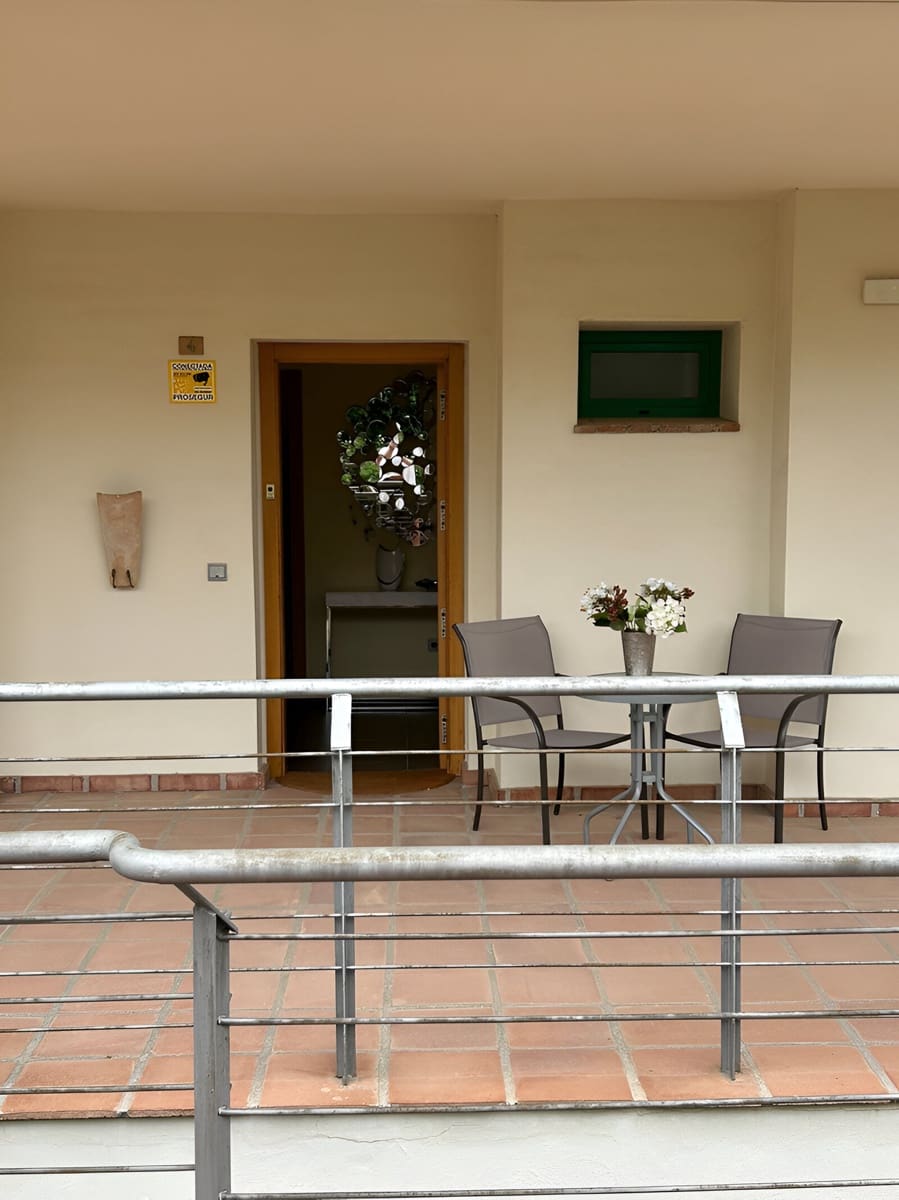 Apartamento de 2 habitaciones en New Golden Mile en venta con piscina garaje - 310.000 € (Ref: 9146909)