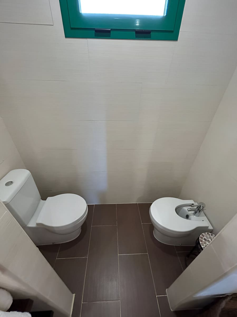 Apartamento de 2 habitaciones en New Golden Mile en venta con piscina garaje - 310.000 € (Ref: 9146909)