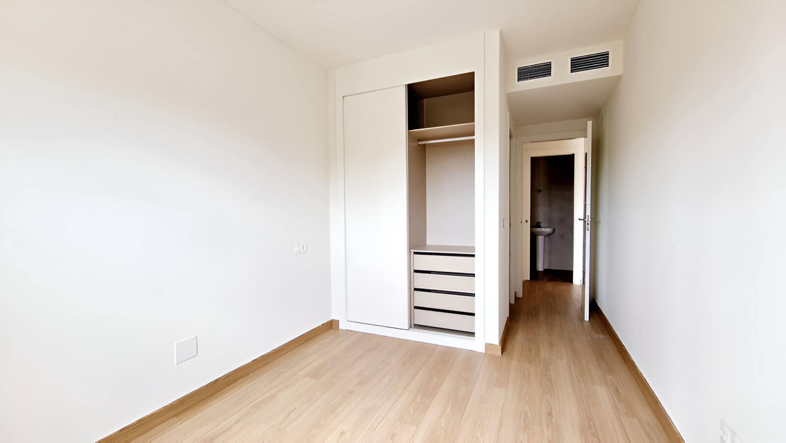 Apartamento de 2 habitaciones en Fuengirola en venta con garaje - 305.000 € (Ref: 9146911)