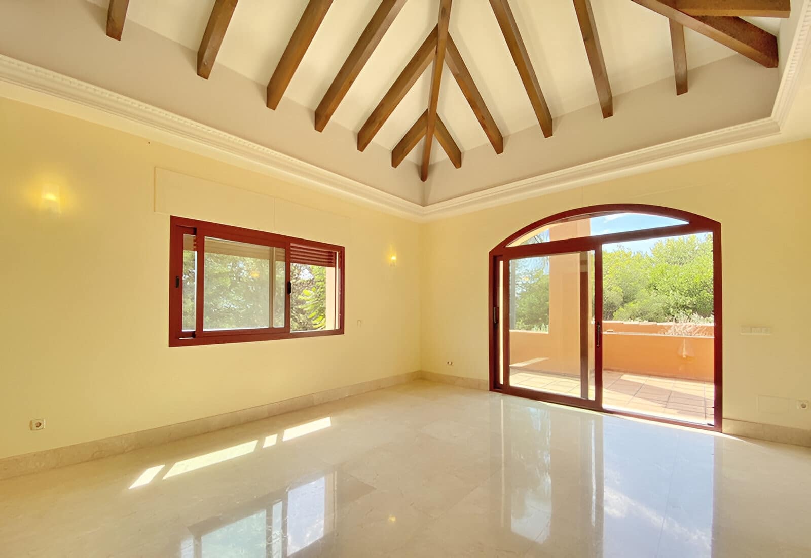 6 quarto Moradia para venda em Marbella com piscina garagem - 4 500 000 € (Ref: 9149017)