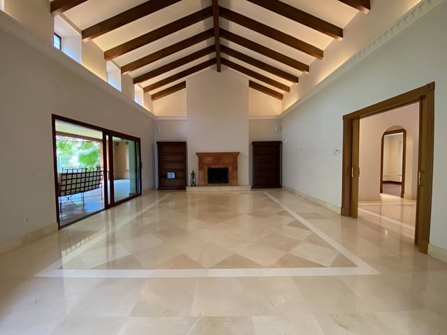 6 quarto Moradia para venda em Marbella com piscina garagem - 4 500 000 € (Ref: 9149017)