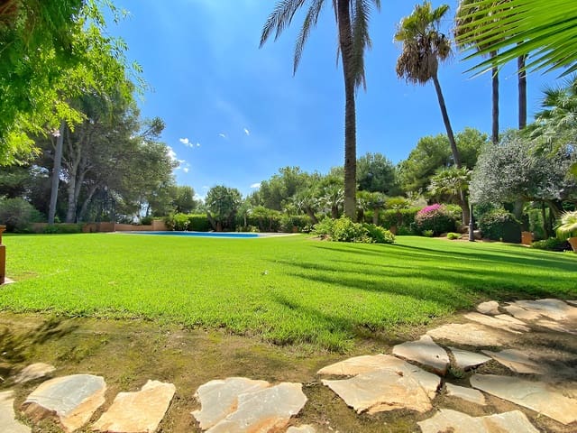 6 quarto Moradia para venda em Marbella com piscina garagem - 4 500 000 € (Ref: 9149017)