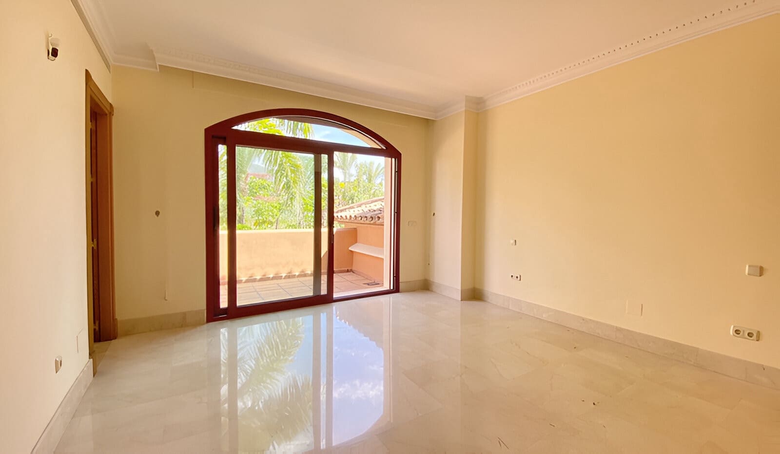 6 quarto Moradia para venda em Marbella com piscina garagem - 4 500 000 € (Ref: 9149017)