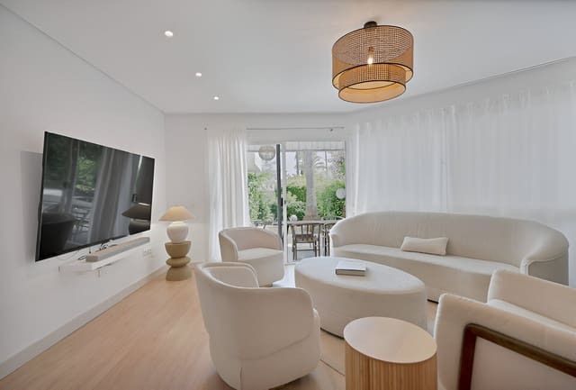 4 Zimmer Haus zu verkaufen in Marbella mit Pool - 895.000 € (Ref: 9149019)