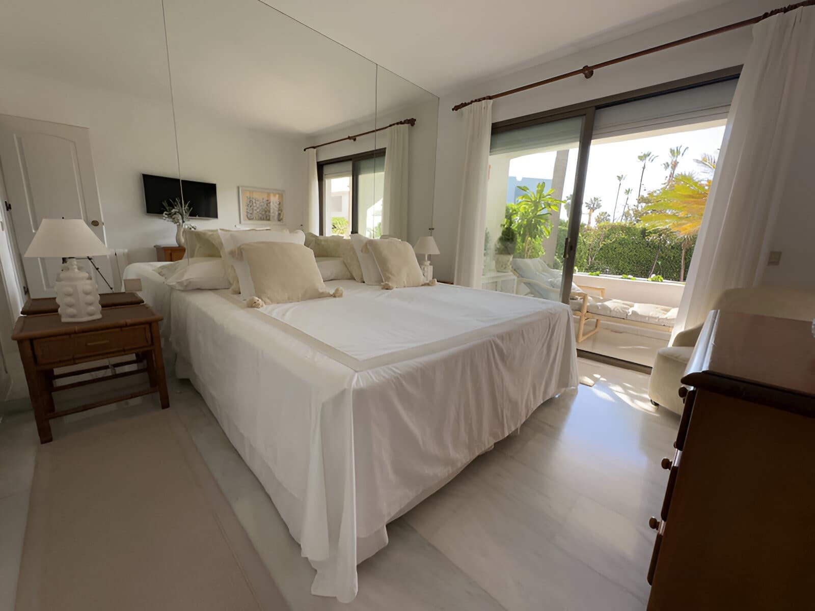 2 soveværelse Lejlighed til salg i Puerto Banus med swimmingpool garage - € 850.000 (Ref: 9149020)