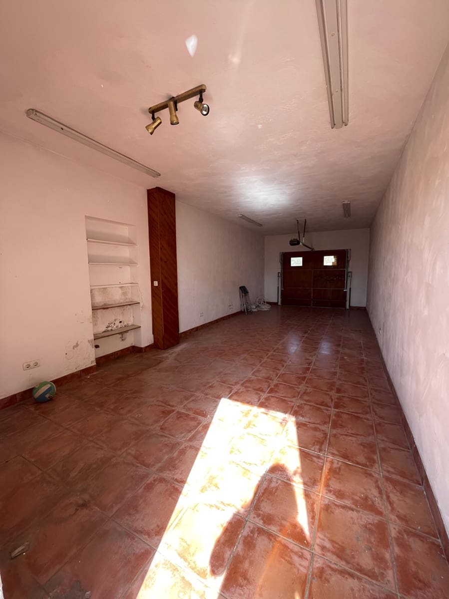 4 bedroom Villa for sale in Mijas Costa with pool garage - € 695,000 (Ref: 9149021)