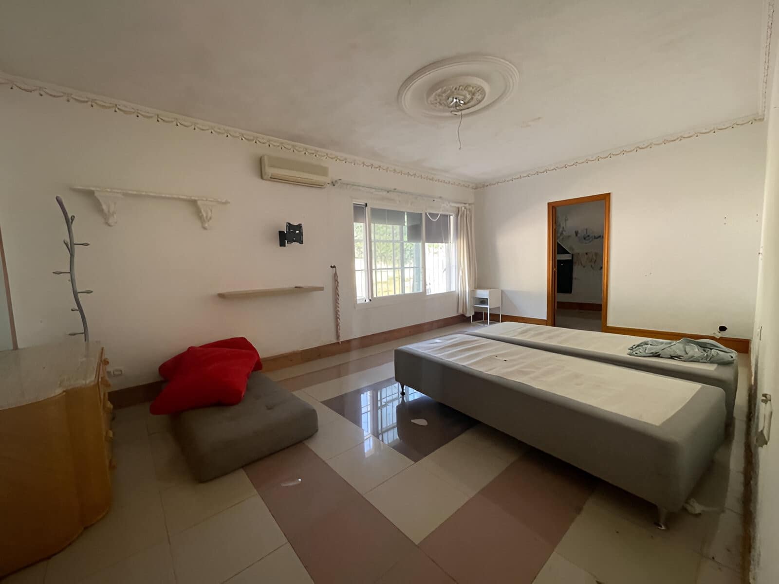 4 bedroom Villa for sale in Mijas Costa with pool garage - € 695,000 (Ref: 9149021)