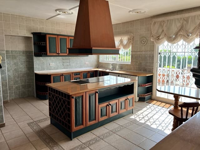 4 quarto Moradia para venda em Mijas Costa, Mijas com piscina garagem - 695 000 € (Ref: 9149021)