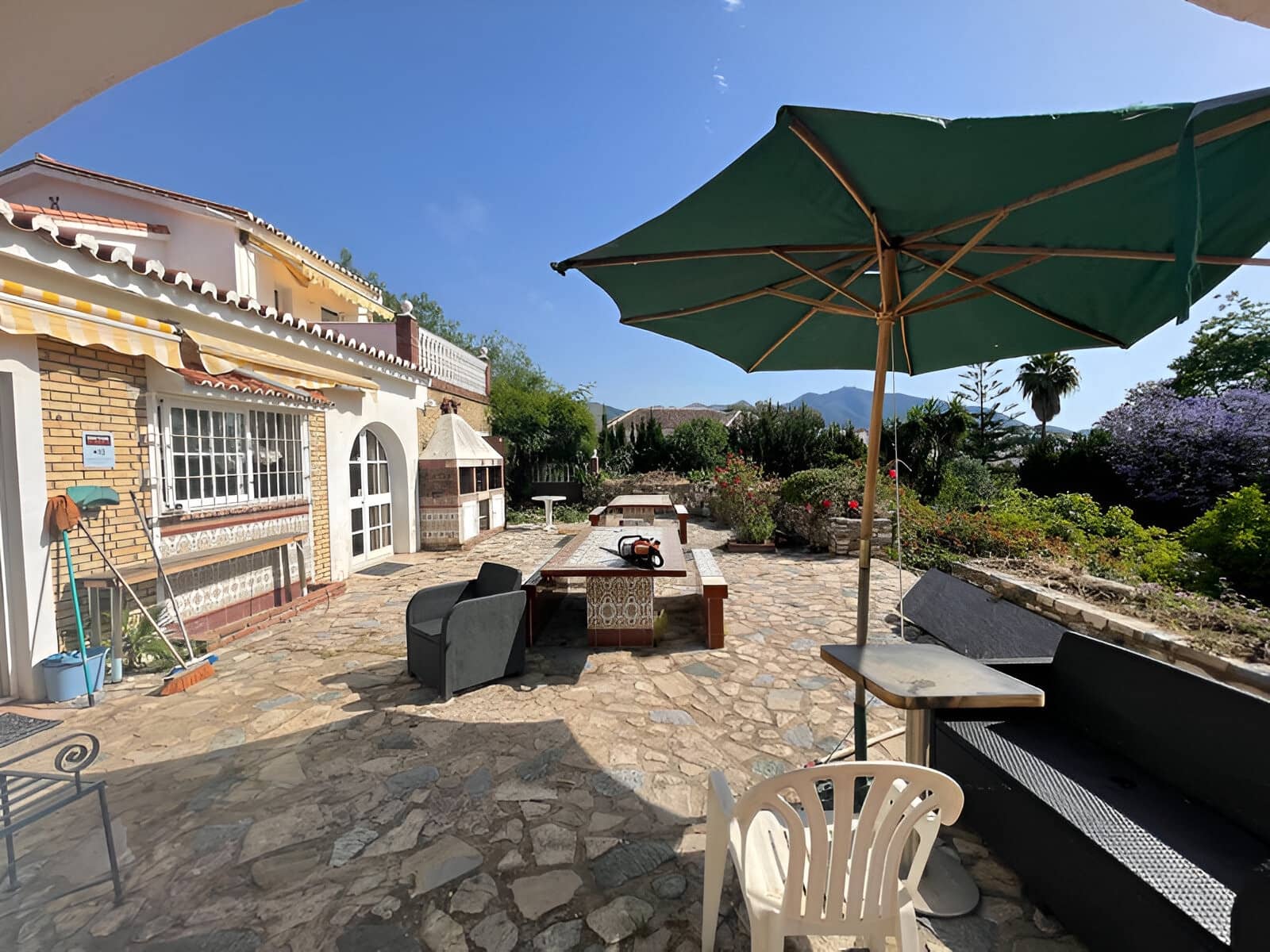 4 bedroom Villa for sale in Mijas Costa with pool garage - € 695,000 (Ref: 9149021)