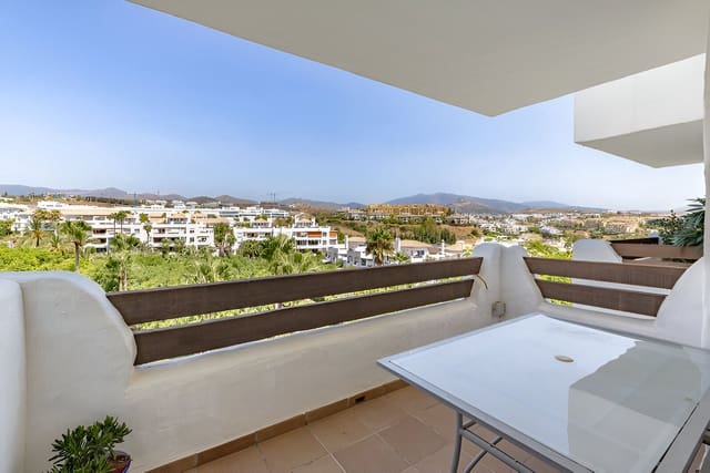 2 quarto Penthouse para venda em Selwo, Estepona com piscina garagem - 389 000 € (Ref: 9151786)