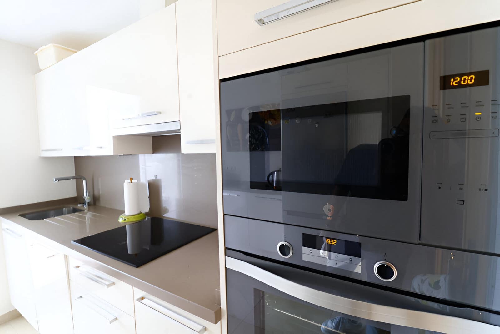 Apartamento de 2 habitaciones en New Golden Mile en venta con piscina garaje - 355.000 € (Ref: 9151787)