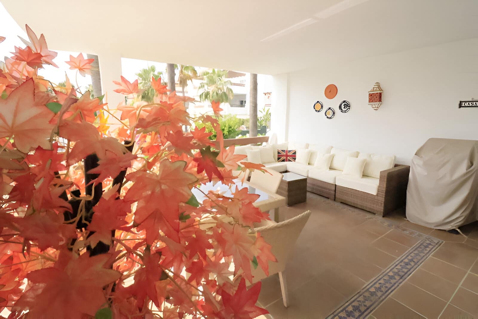 Apartamento de 2 habitaciones en New Golden Mile en venta con piscina garaje - 355.000 € (Ref: 9151787)