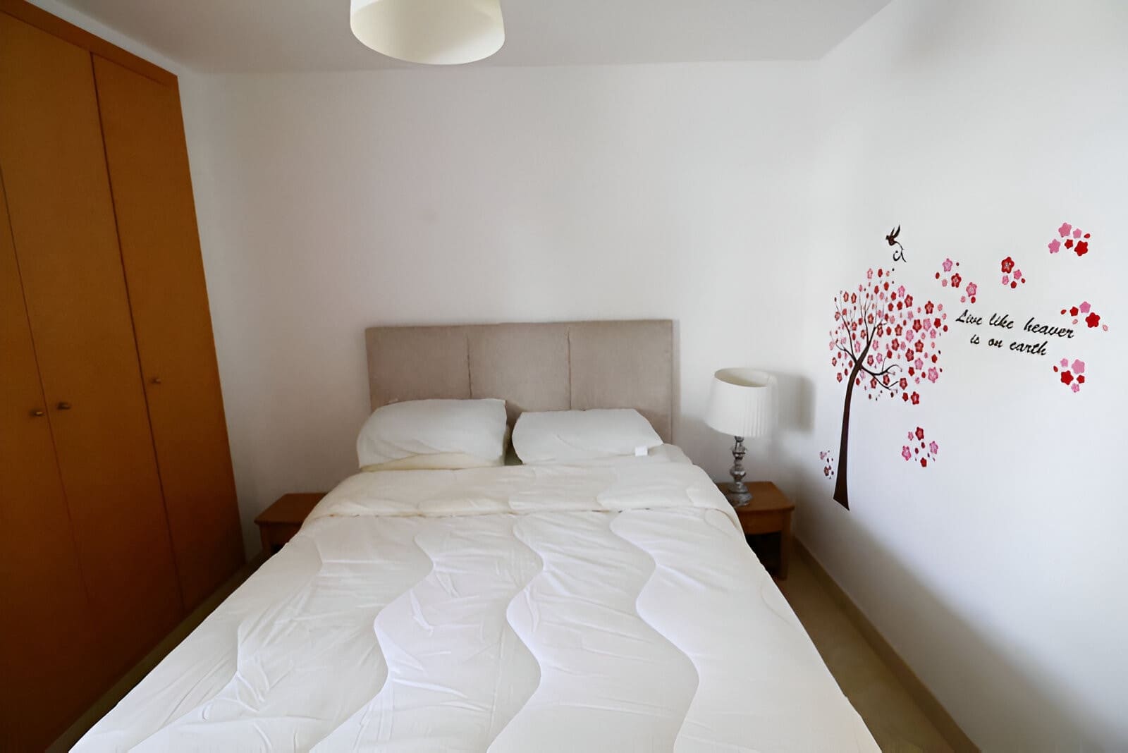 Apartamento de 2 habitaciones en New Golden Mile en venta con piscina garaje - 355.000 € (Ref: 9151787)