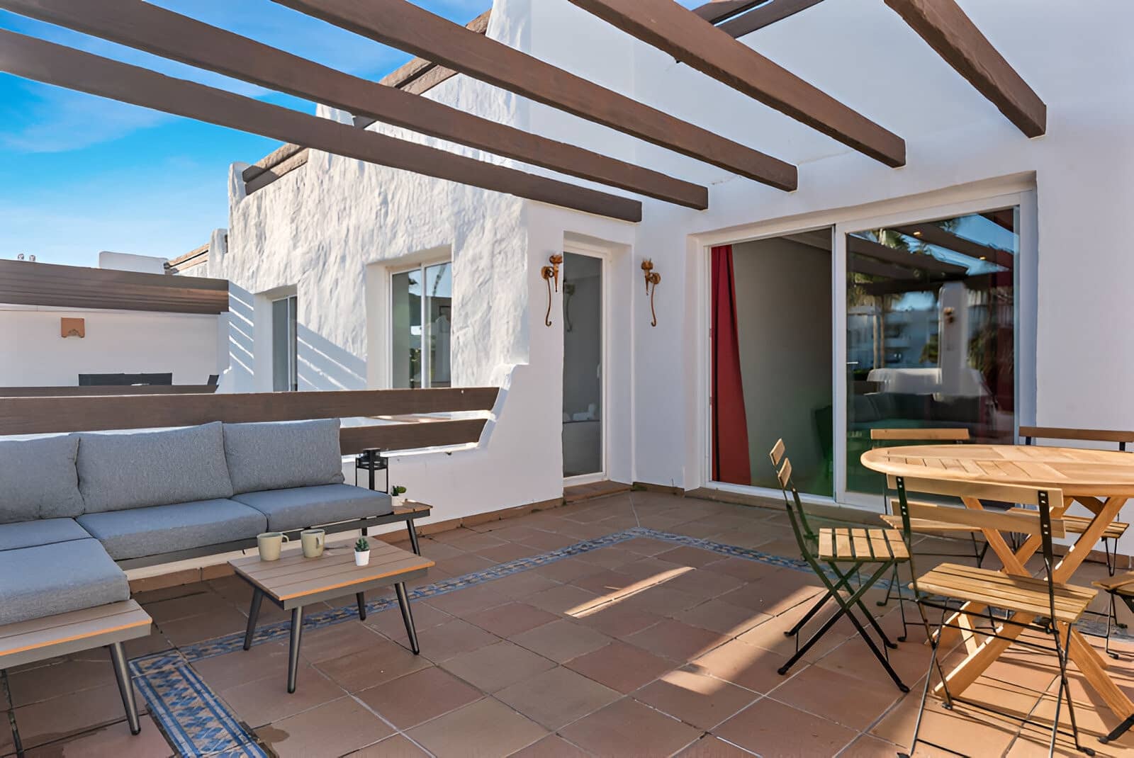 2 bedroom Apartment for sale in New Golden Mile with pool garage - € 355,000 (Ref: 9151788)