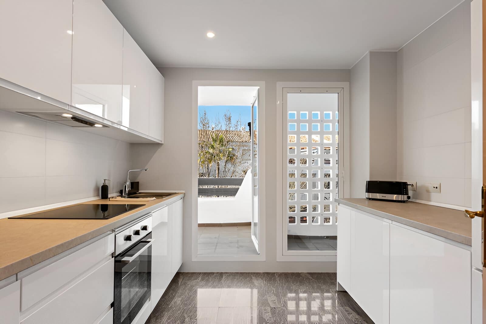 2 bedroom Apartment for sale in New Golden Mile with pool garage - € 355,000 (Ref: 9151788)