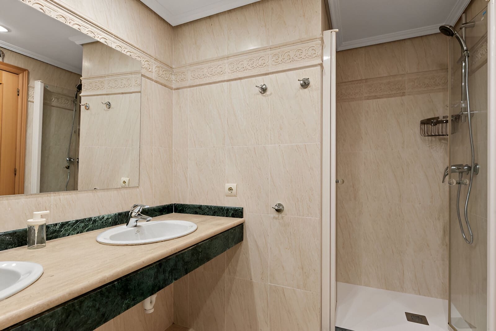 2 bedroom Apartment for sale in New Golden Mile with pool garage - € 355,000 (Ref: 9151788)