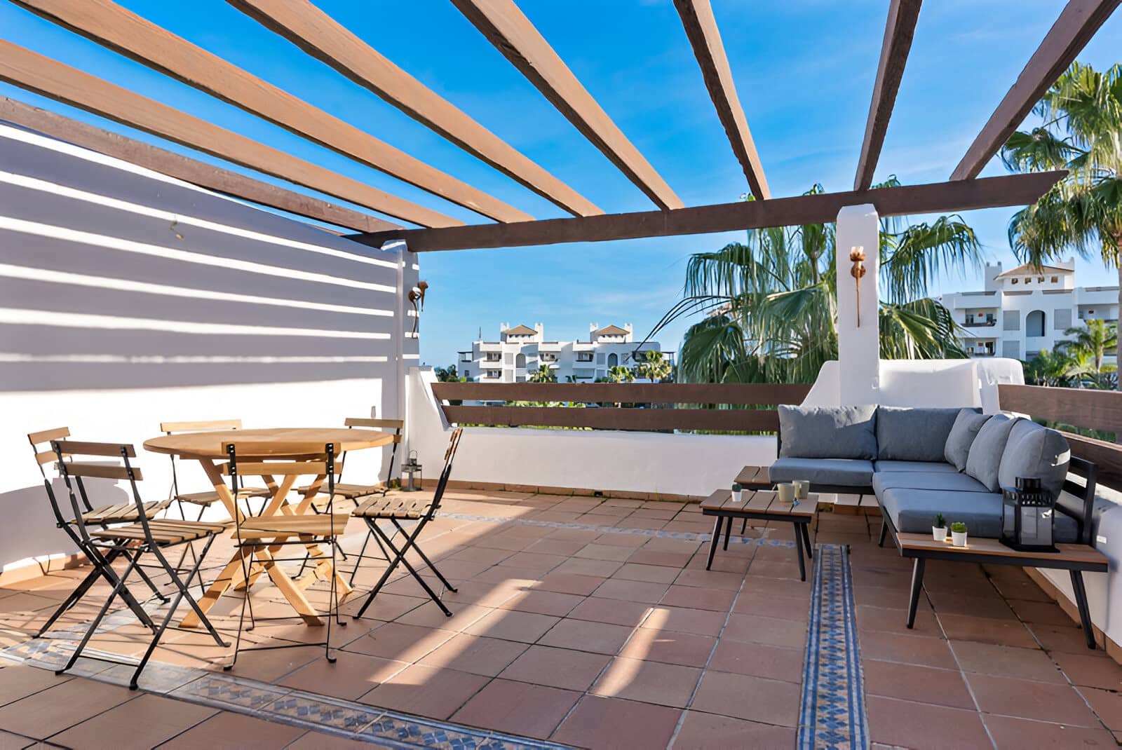 2 bedroom Apartment for sale in New Golden Mile with pool garage - € 355,000 (Ref: 9151788)