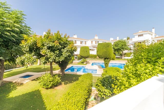 3 soverom Hus til salgs i Costalita, Estepona med svømmebasseng garasje - € 459 000 (Ref: 9162127)