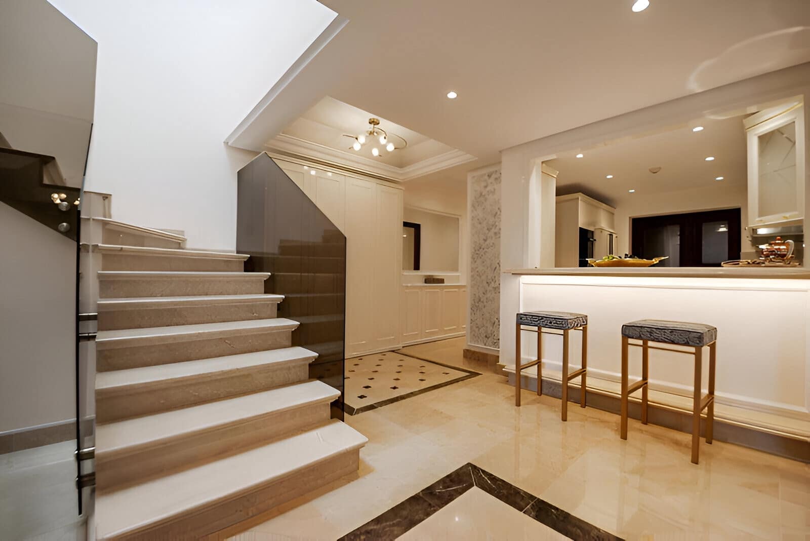 3 quarto Penthouse para venda em Marbella com piscina garagem - 2 250 000 € (Ref: 9197612)