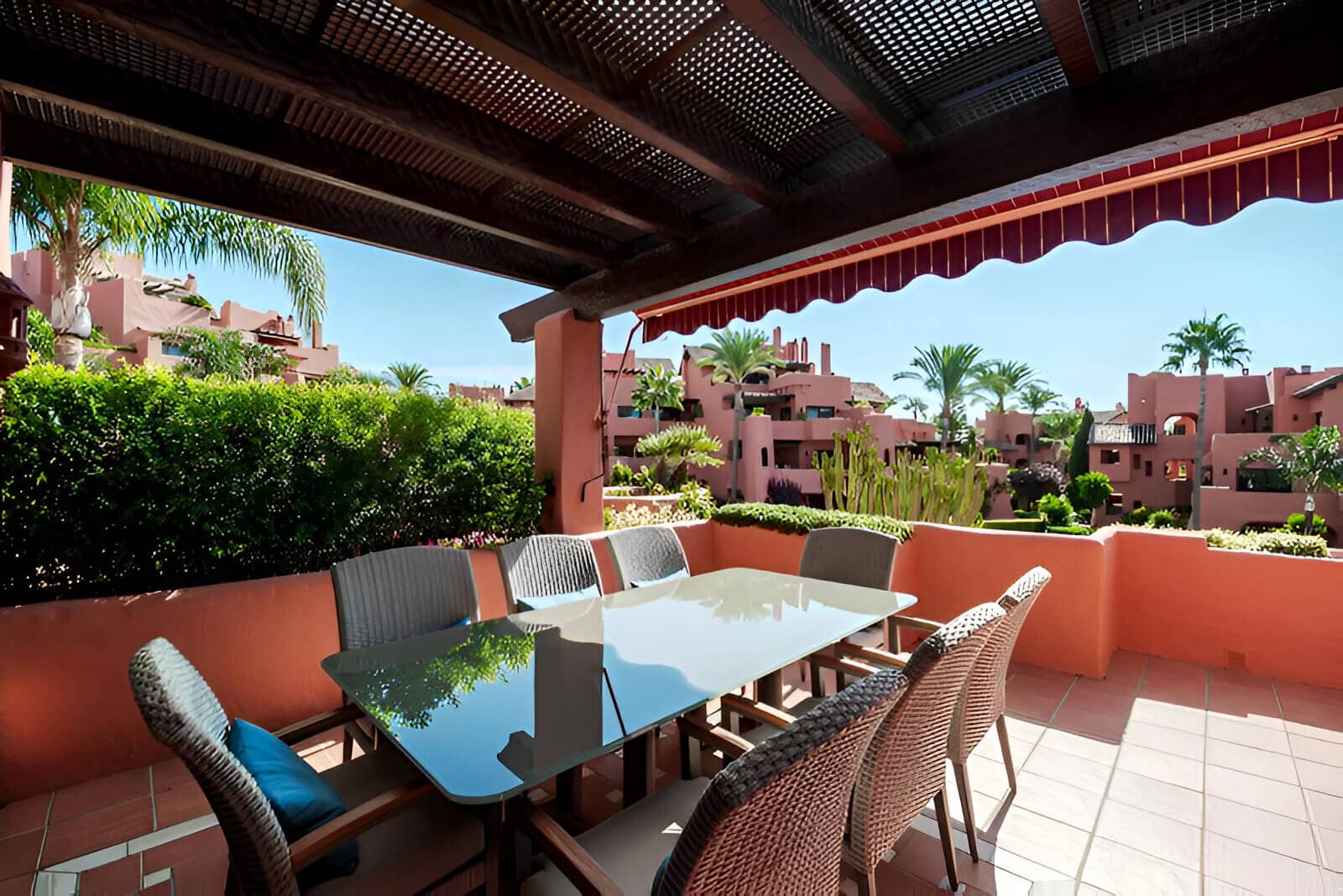 3 quarto Penthouse para venda em Marbella com piscina garagem - 2 250 000 € (Ref: 9197612)