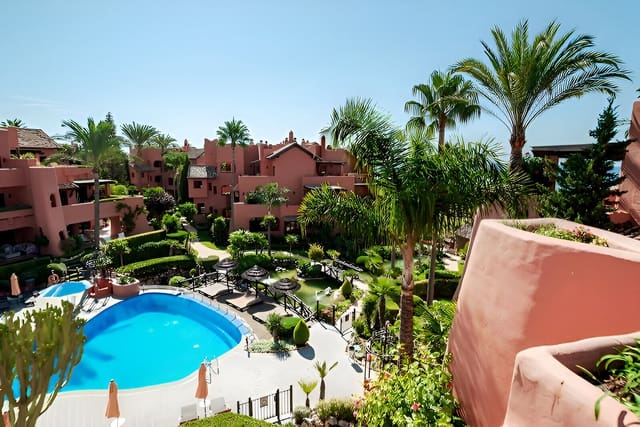 3 quarto Penthouse para venda em Marbella com piscina garagem - 2 250 000 € (Ref: 9197612)