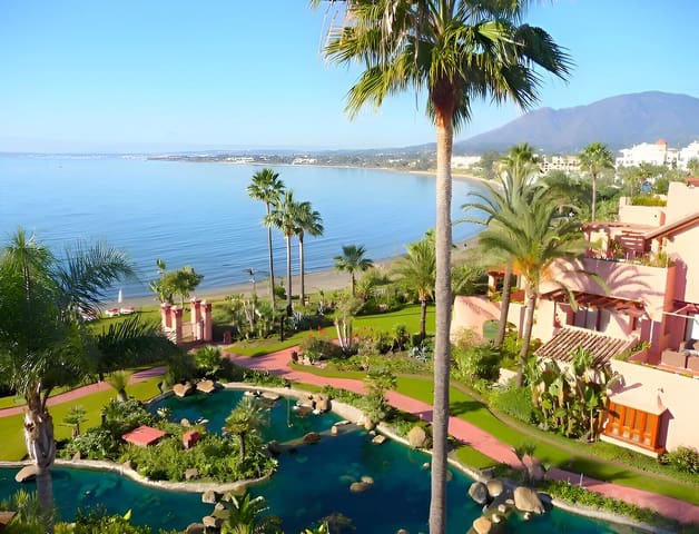 3 quarto Penthouse para venda em Marbella com piscina garagem - 2 250 000 € (Ref: 9197612)