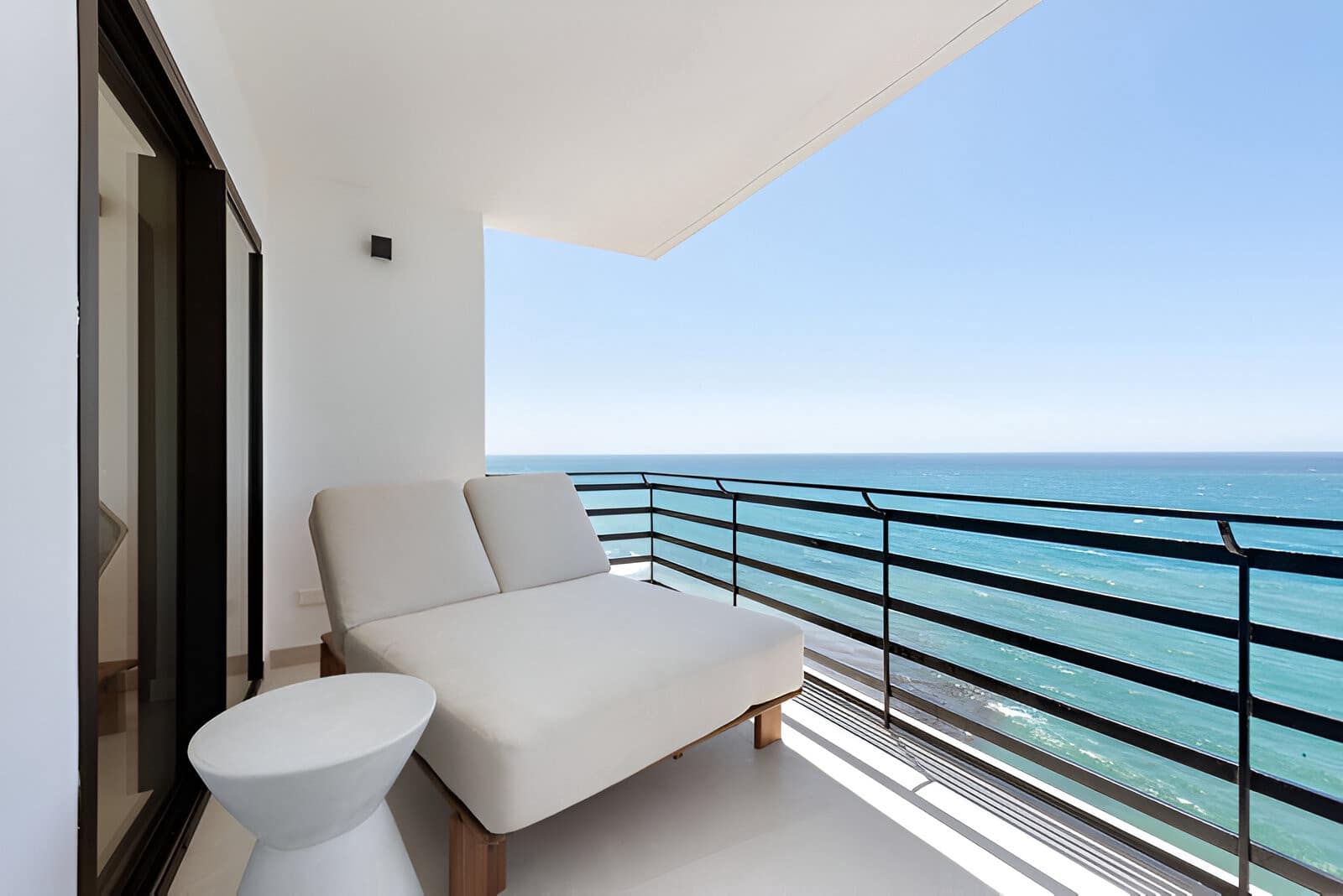 Apartamento de 2 habitaciones en Marbella en venta - 1.390.000 € (Ref: 9197613)