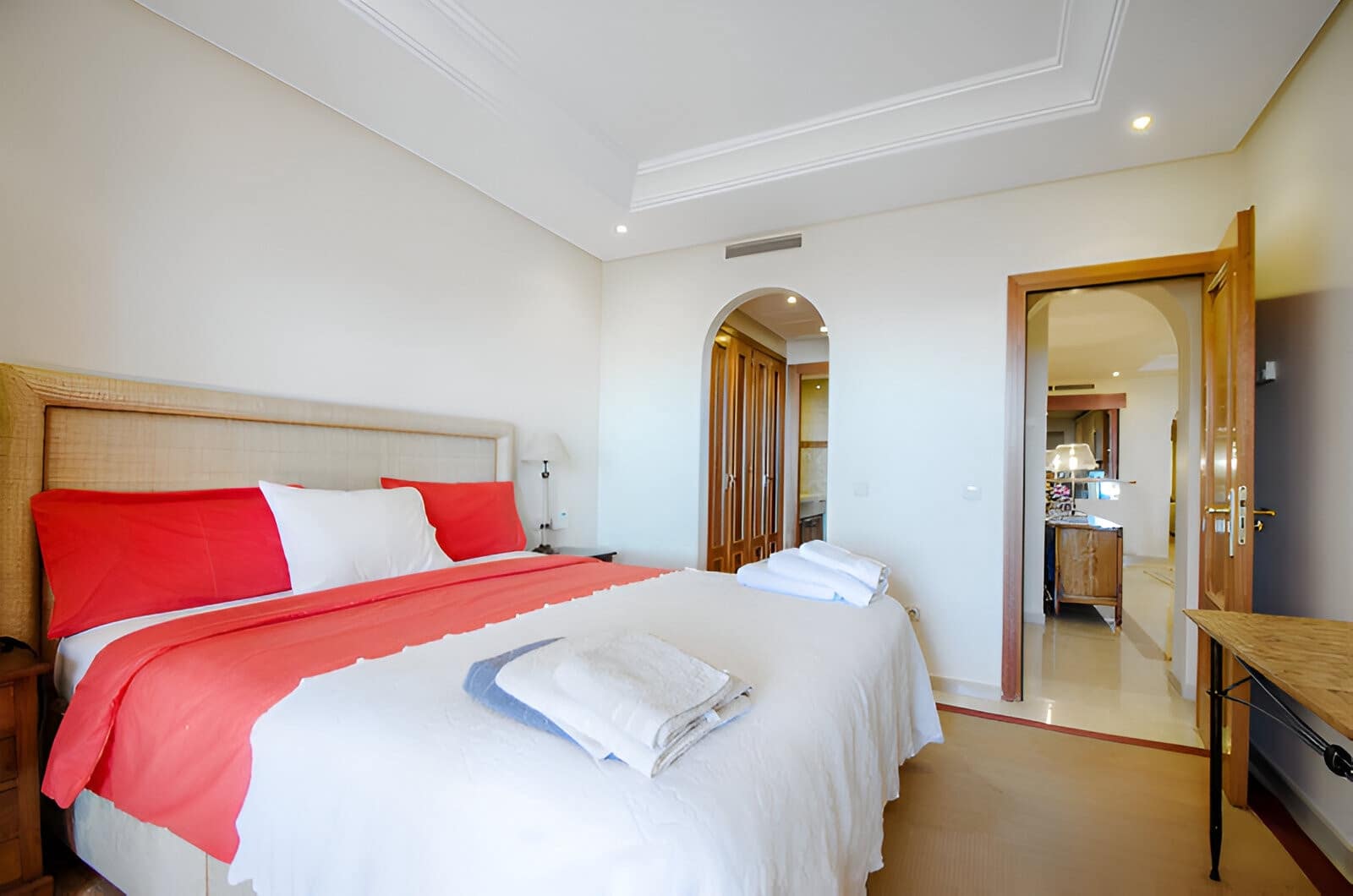 2 bedroom Apartment for sale in Estepona with pool garage - € 1,350,000 (Ref: 9197614)