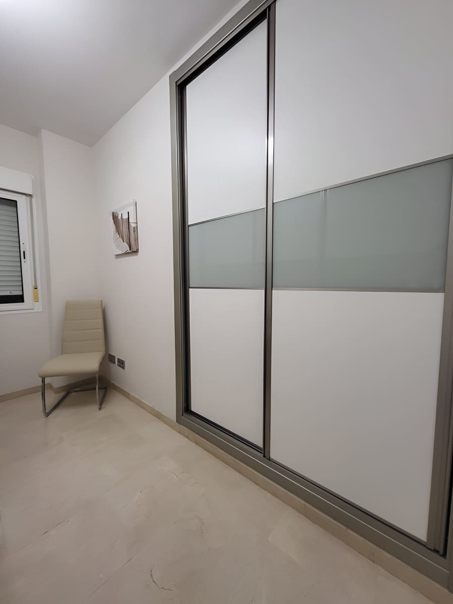 3 slaapkamer Penthouse te koop in Estepona met zwembad - € 810.000 (Ref: 9197615)